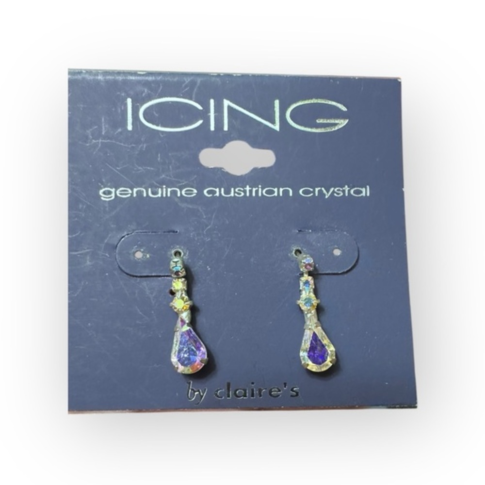 NWT The Icing Vintage Blue Austrian Crystal Drop Earrings